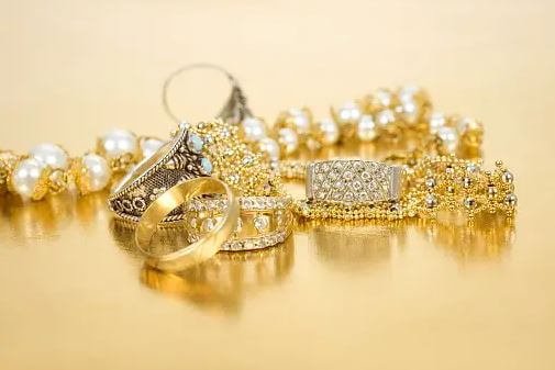 Gold jewelry buyers Weston Florida. Updated 2024